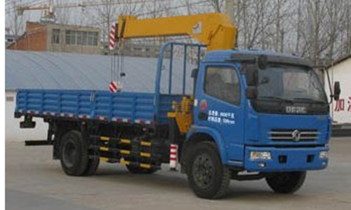 程力威牌CLW5090JSQ4型隨車起重運輸車