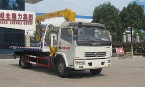 程力威牌CLW5081TQZD4型清障車