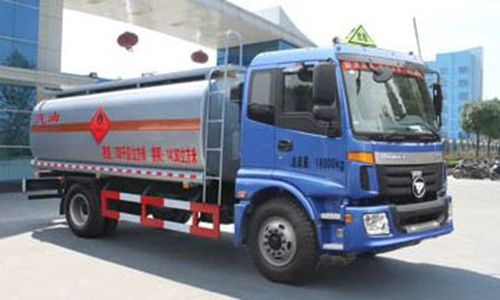 程力威牌CLW5160GYYB4型運油車