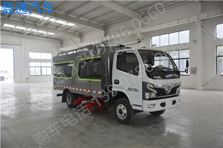東風小多利卡掃地車