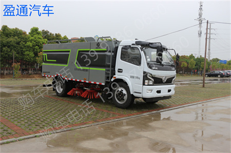 大多利卡掃路車