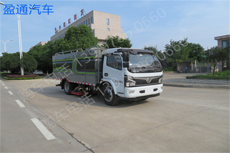 東風(fēng)多利卡干濕兩用吸塵車